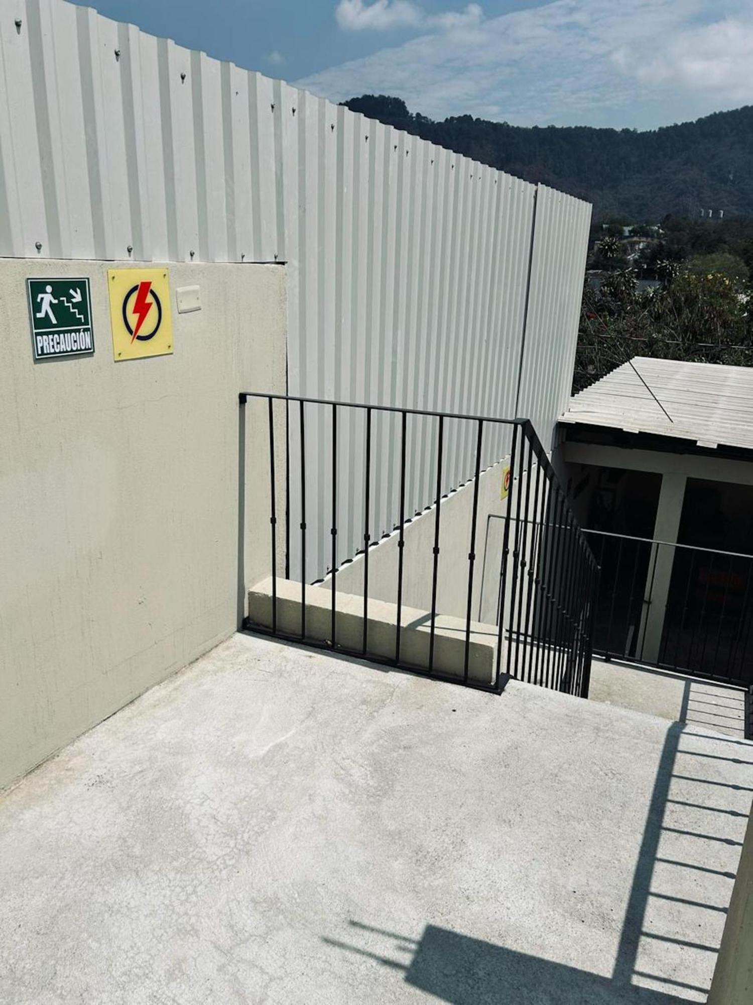 Tres Pinos Apartamento Guatemala