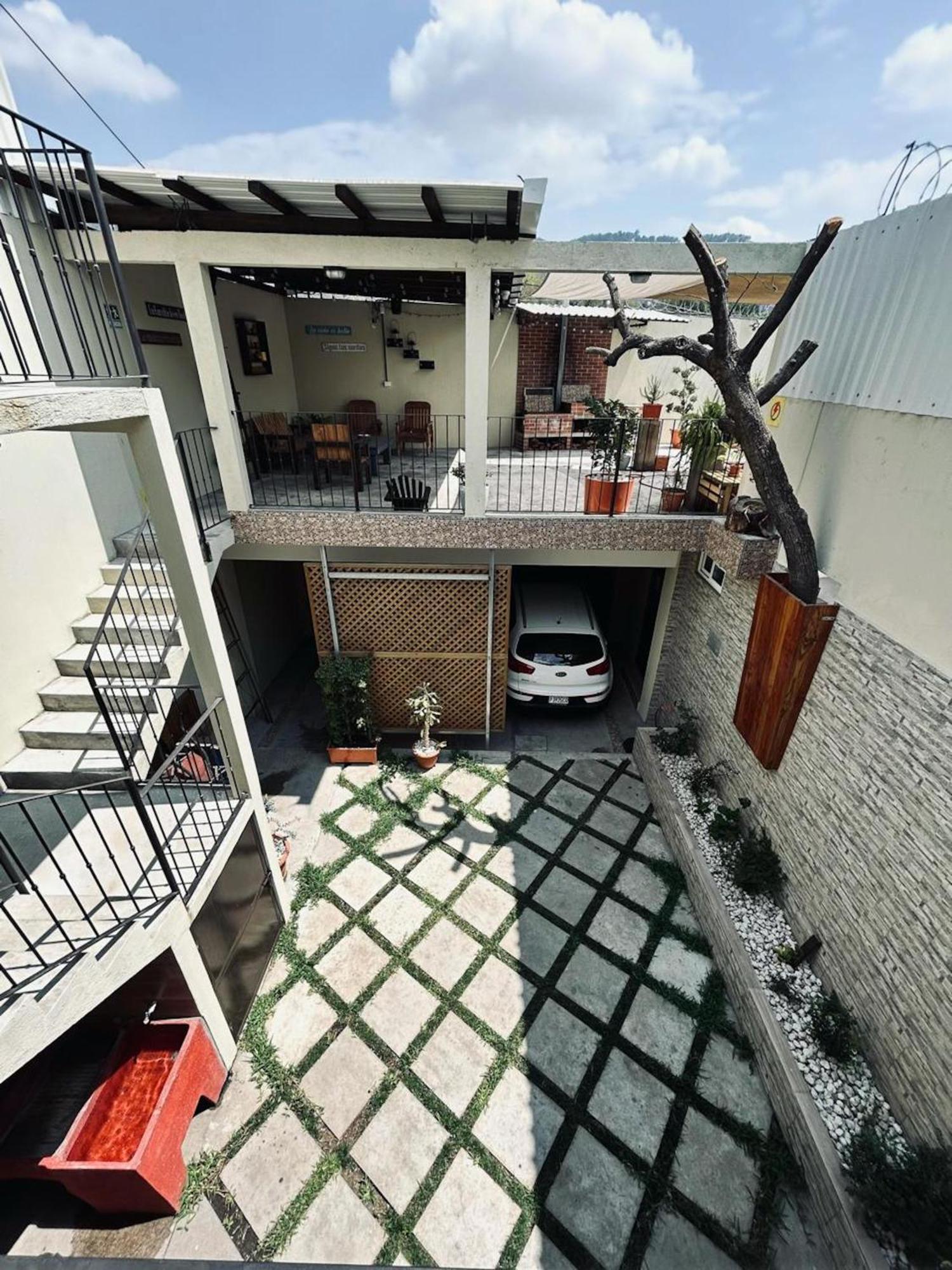 Tres Pinos Apartamento Guatemala